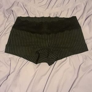 Valia shorts